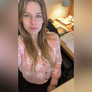 Meet your Posher, Isabella